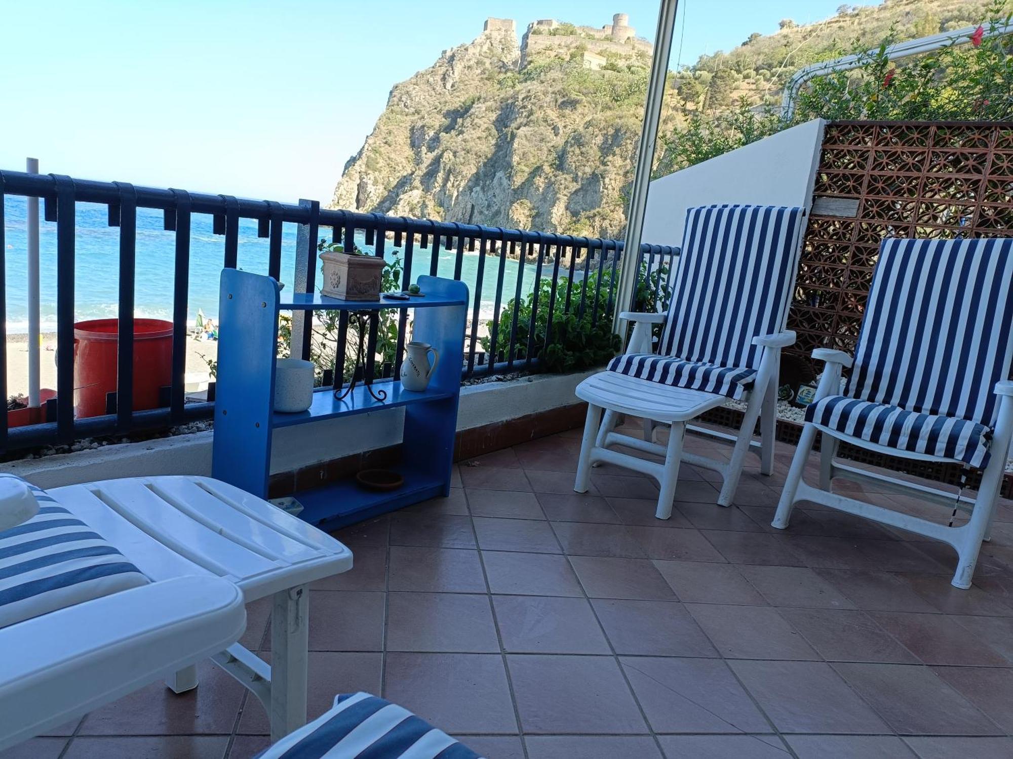 Casa Vacanze Margarita Sant'Alessio Siculo Exterior photo