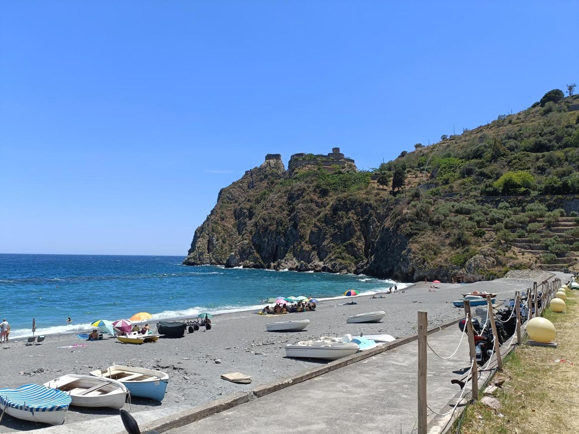Casa Vacanze Margarita Sant'Alessio Siculo Exterior photo